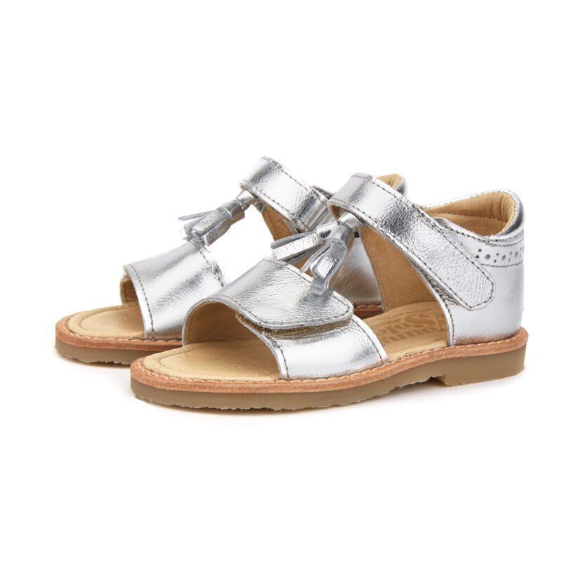 TASSEL SANDAL WITH RUBBER SOLE SILVER 1 Сандали Young Soles London